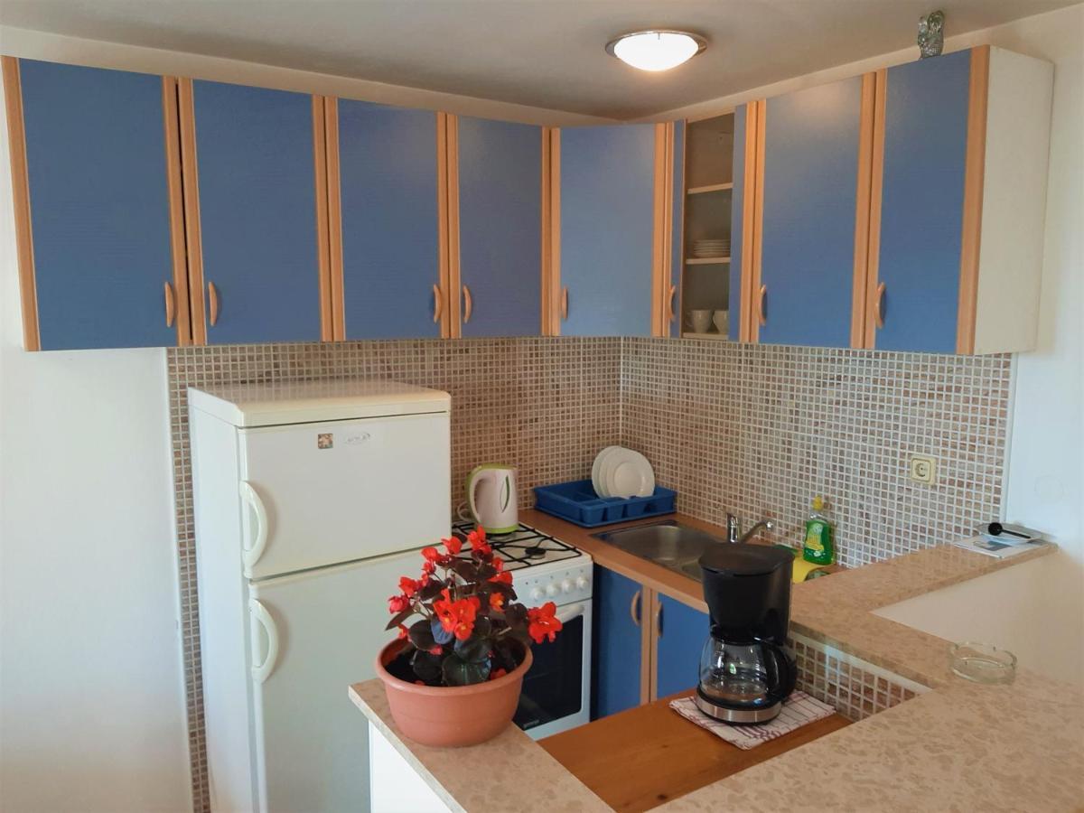Cozy Apartments With Sea View Novi Vinodolski Extérieur photo