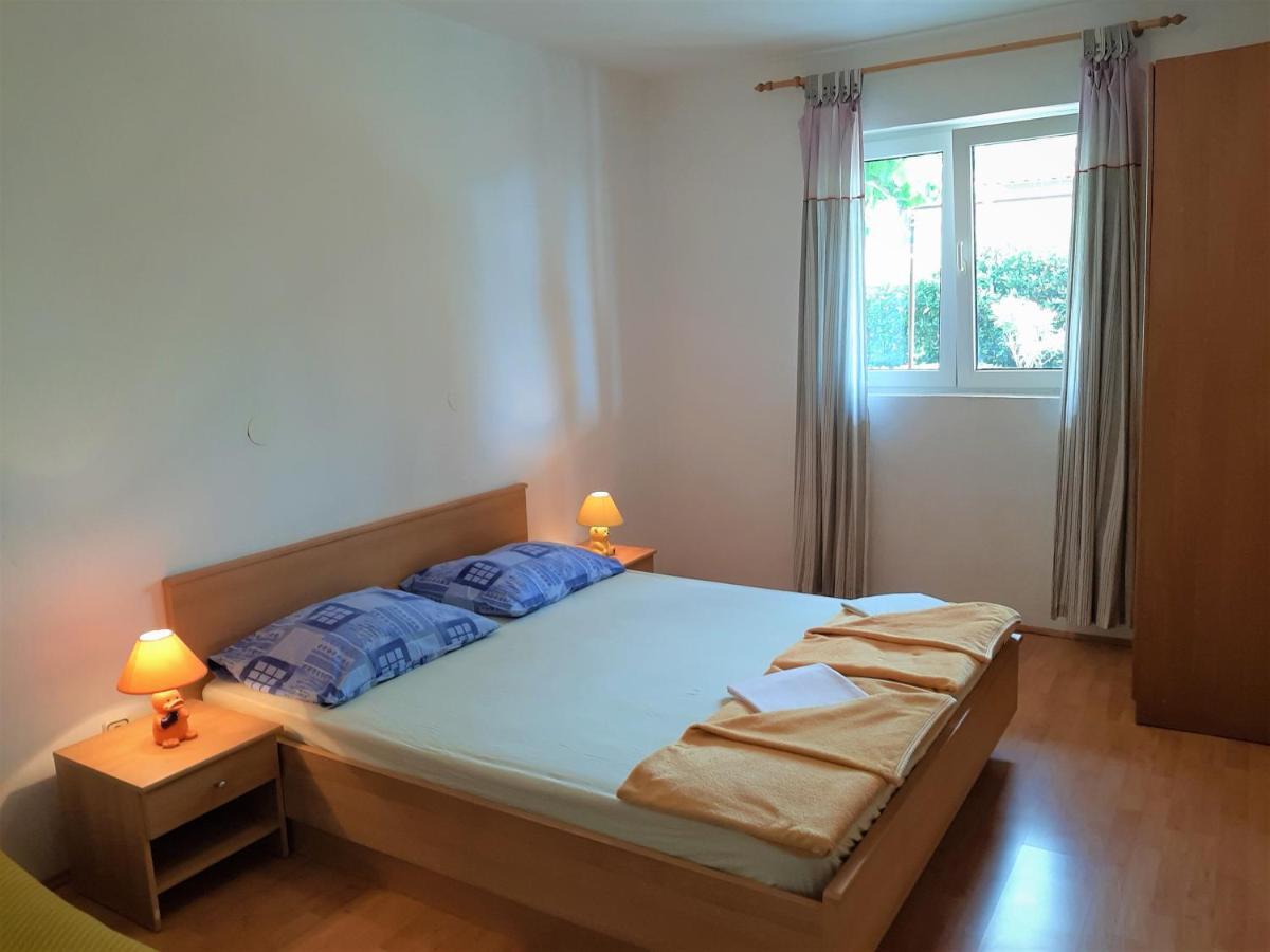 Cozy Apartments With Sea View Novi Vinodolski Extérieur photo