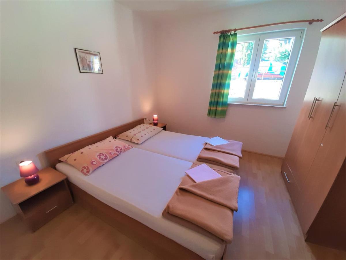 Cozy Apartments With Sea View Novi Vinodolski Extérieur photo