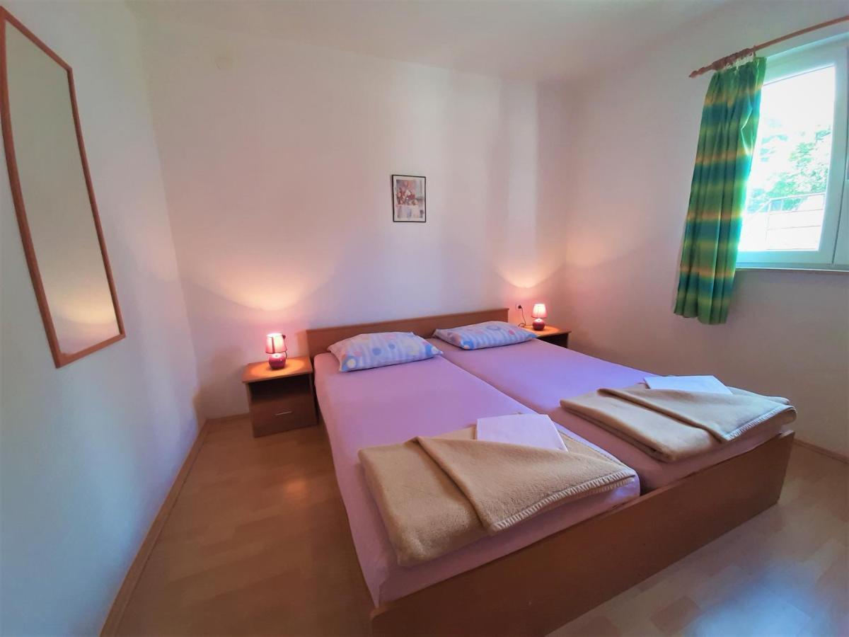 Cozy Apartments With Sea View Novi Vinodolski Extérieur photo